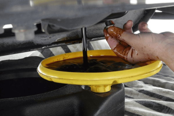Bảo dưỡng xe ô tô định kỳ : Cẩm Nang Giúp Xe Bền Đẹp Như Mới Tại Quảng Trị