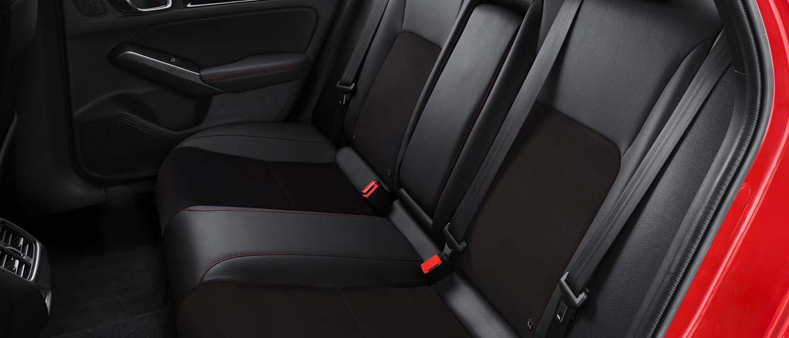 Honda Civic E - Array - Hàng ghế sau Honda Civic